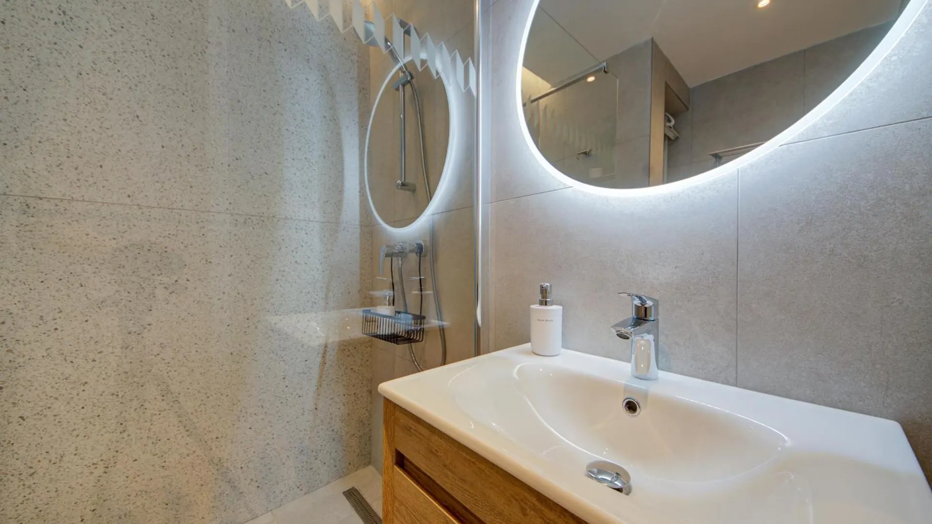 Juliet Residence, Apt 4 , Your Home Away From Home In Gzira By Sf Homes Apartment