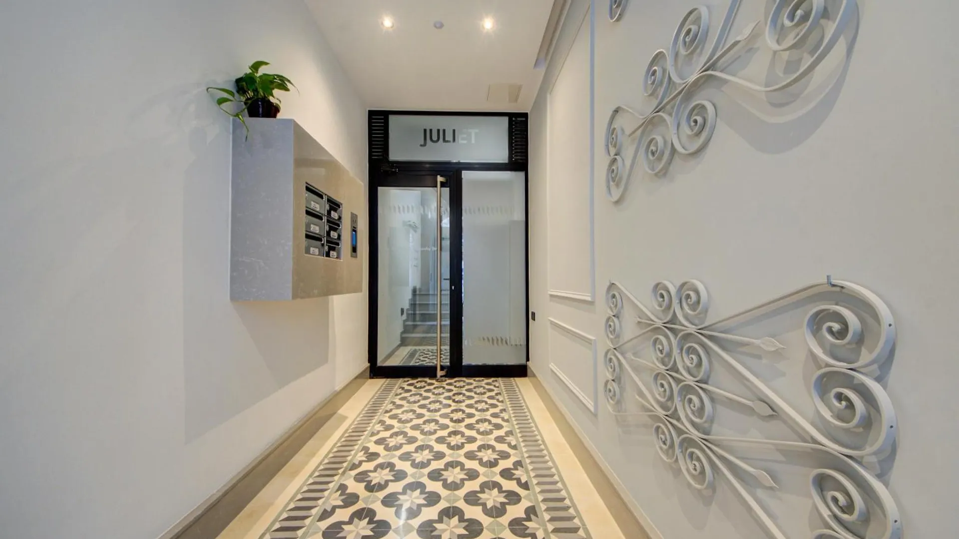 Juliet Residence, Apt 4 , Your Home Away From Home In Gzira By Sf Homes